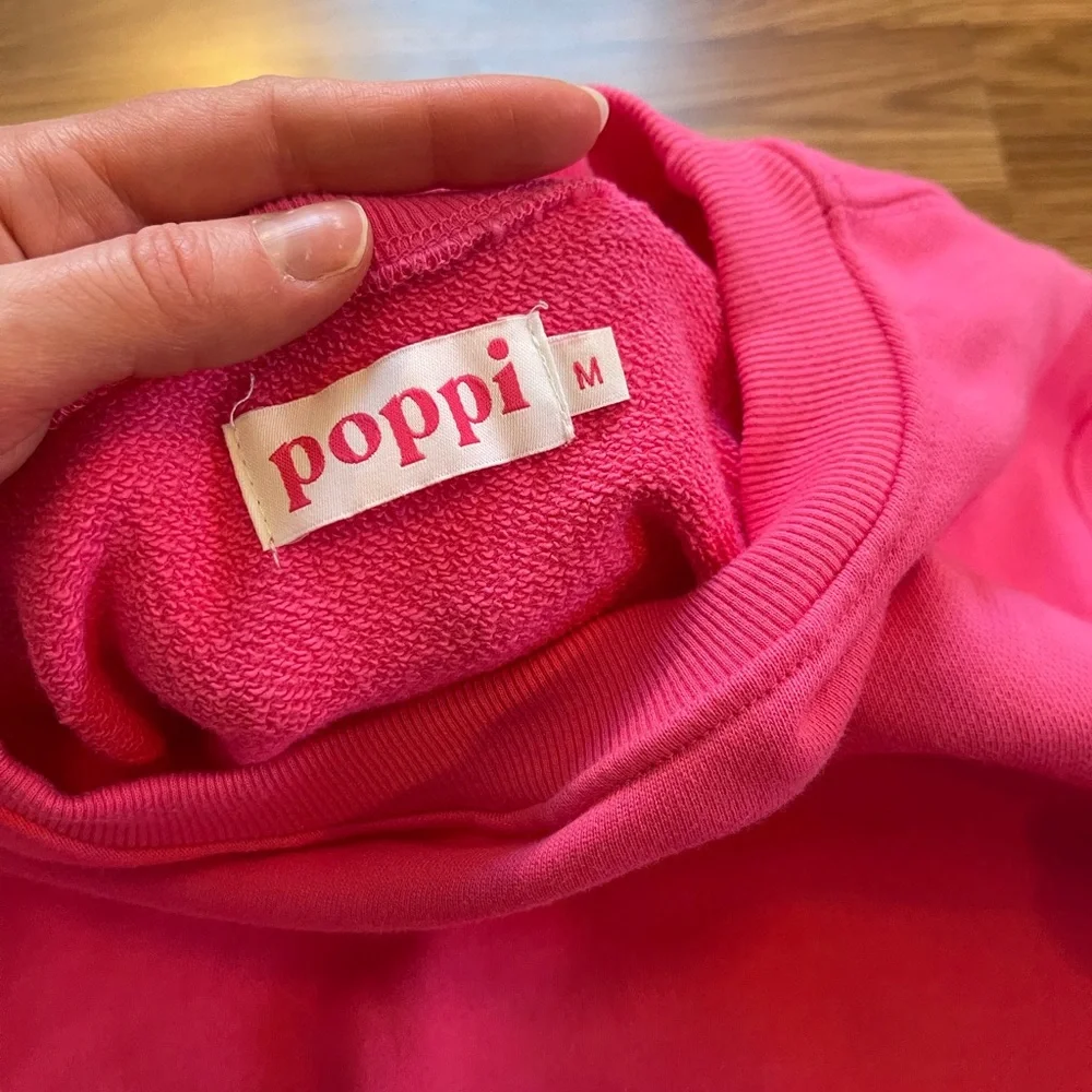 NWOT Poppi Crewneck Sweatshirt in Bright Pink - Picture 3 of 5